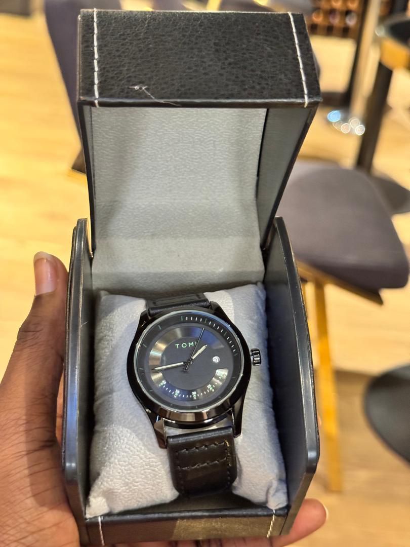 Montre Tomi T-099 – Élégance & précision au quotidien
