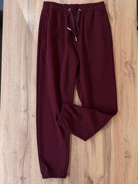 Sweat à capuche zippé avec jogging