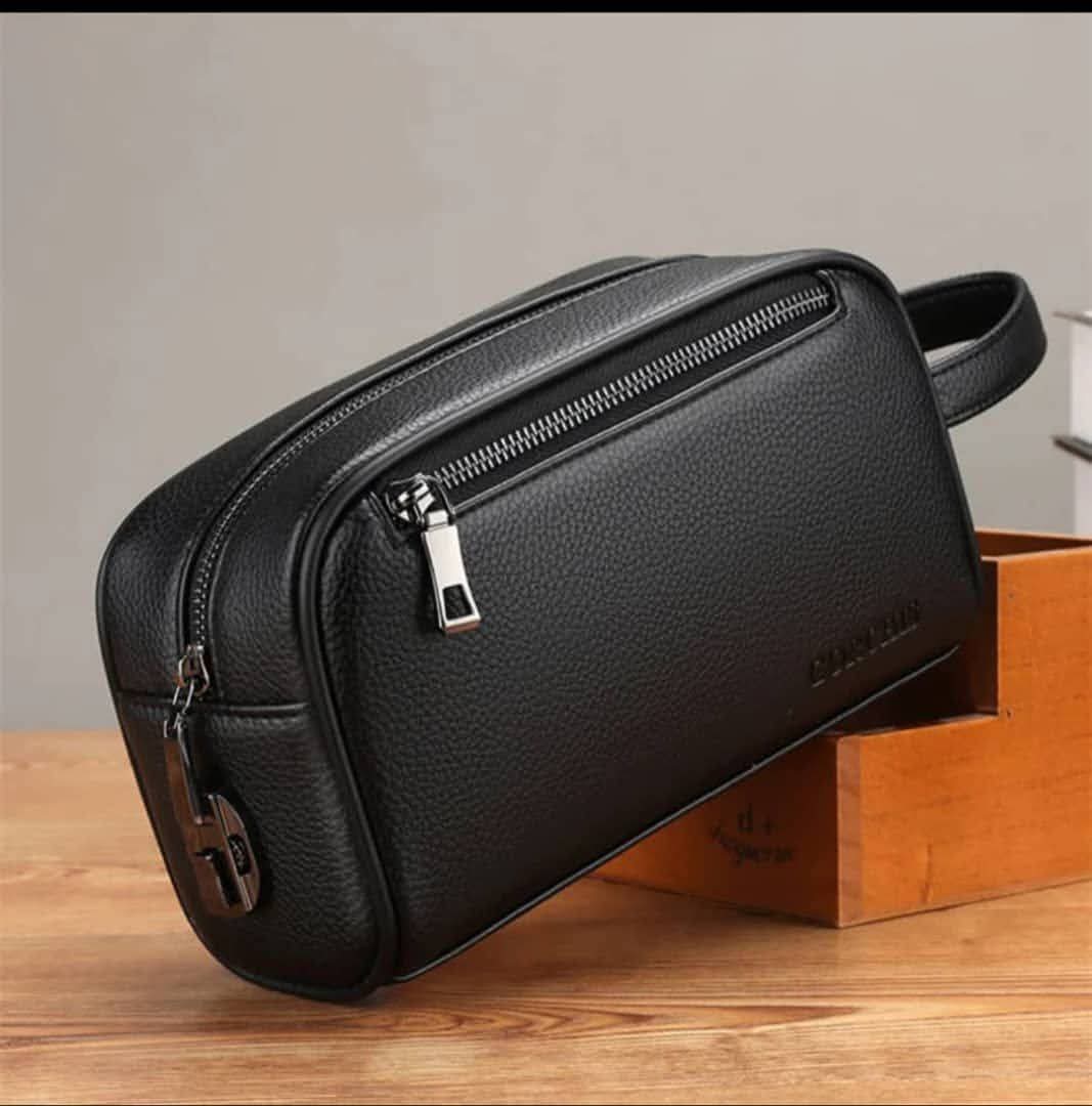 Pochette en cuir raffinée - avec système de verrouillage